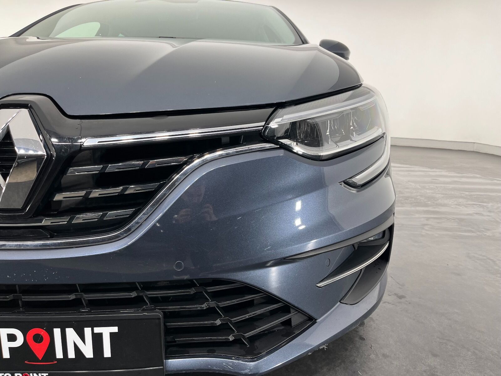 Renault Megane Sedan 1.5 Blue DCI Icon EDC - 2024 - Detay