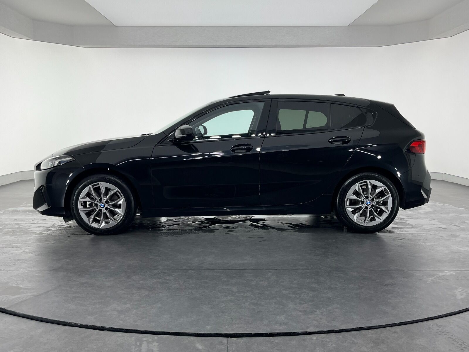 BMW 1 Serisi 120 Sport Line - 2025 - Detay