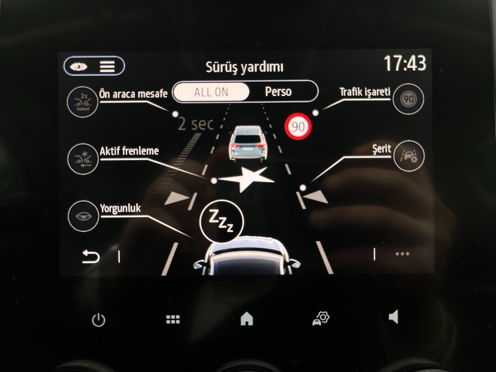 Renault Megane Sedan 1.3 TCe Icon EDC - 2025 - Detay