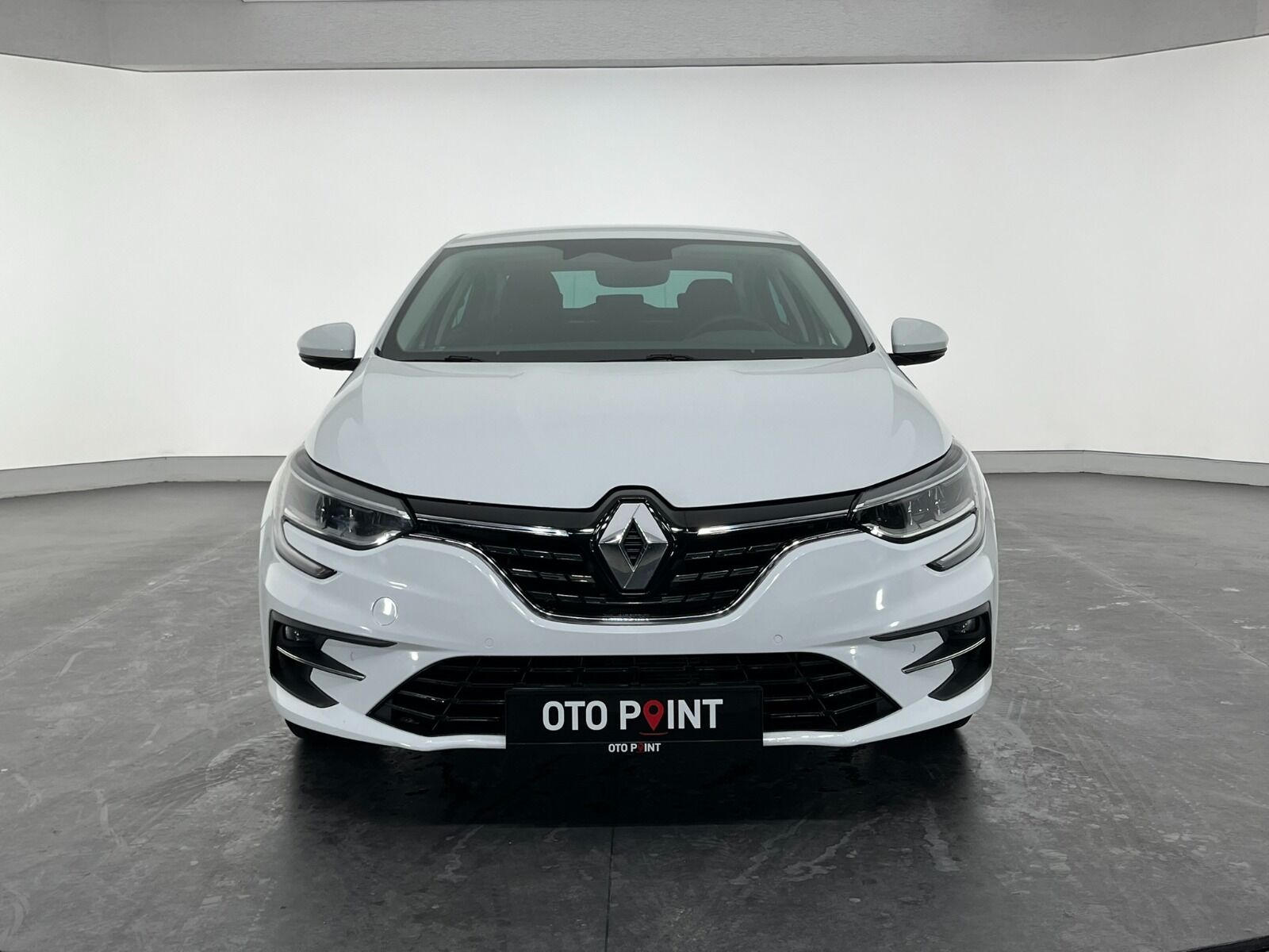 Renault Megane Sedan 1.3 TCe Icon EDC - 2025