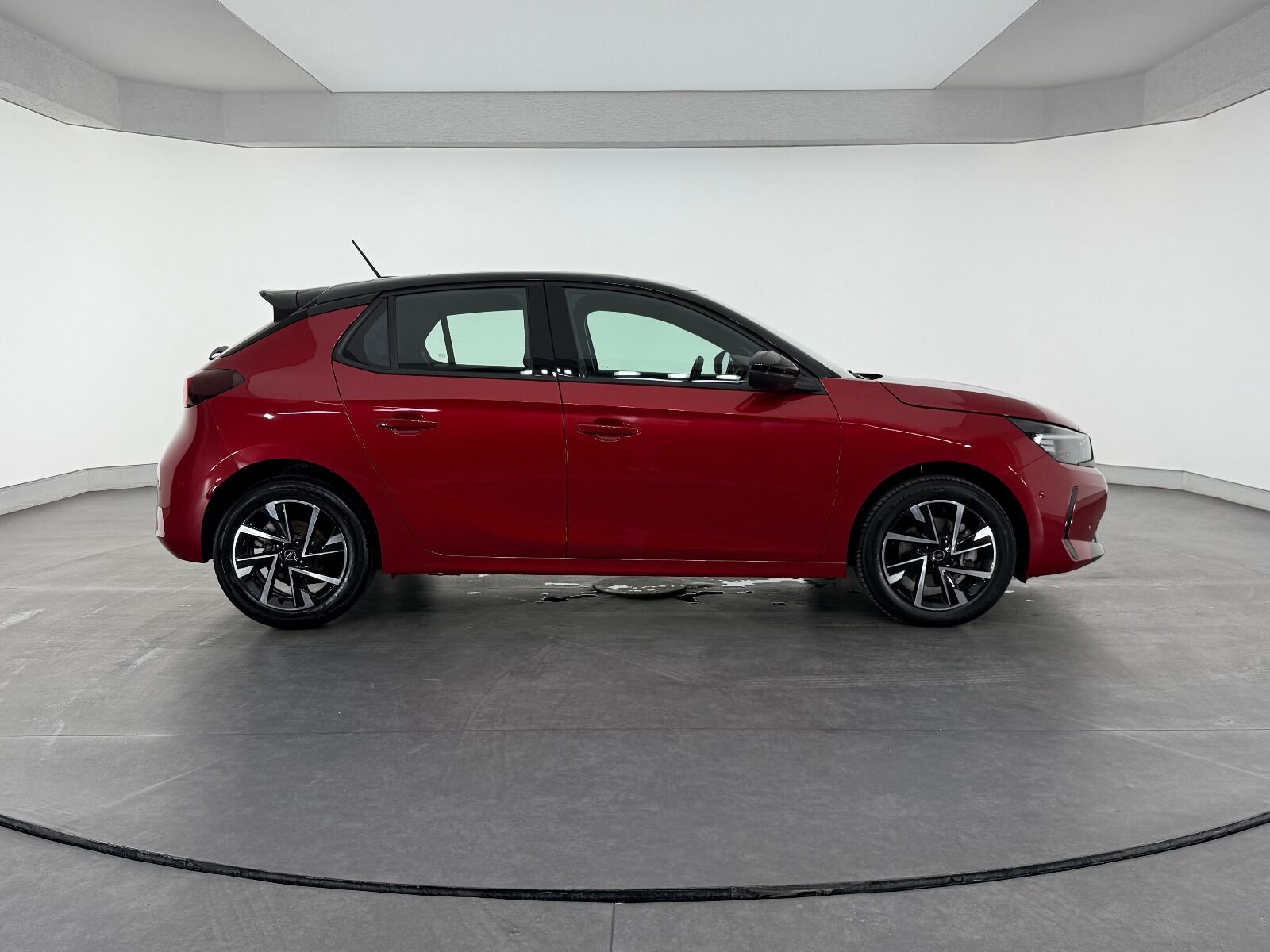 Opel Corsa 1.2 T GS AT8 - 2025 - Detay