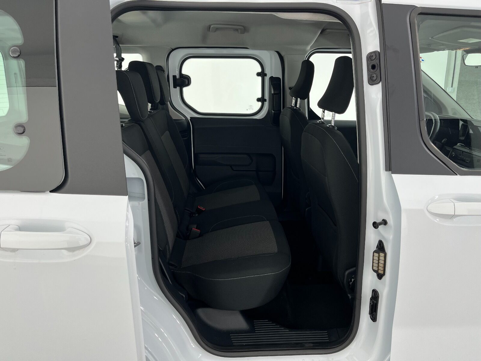 Ford Tourneo Courier Kombi 1.5 EcoBlue Deluxe - 2024 - Detay