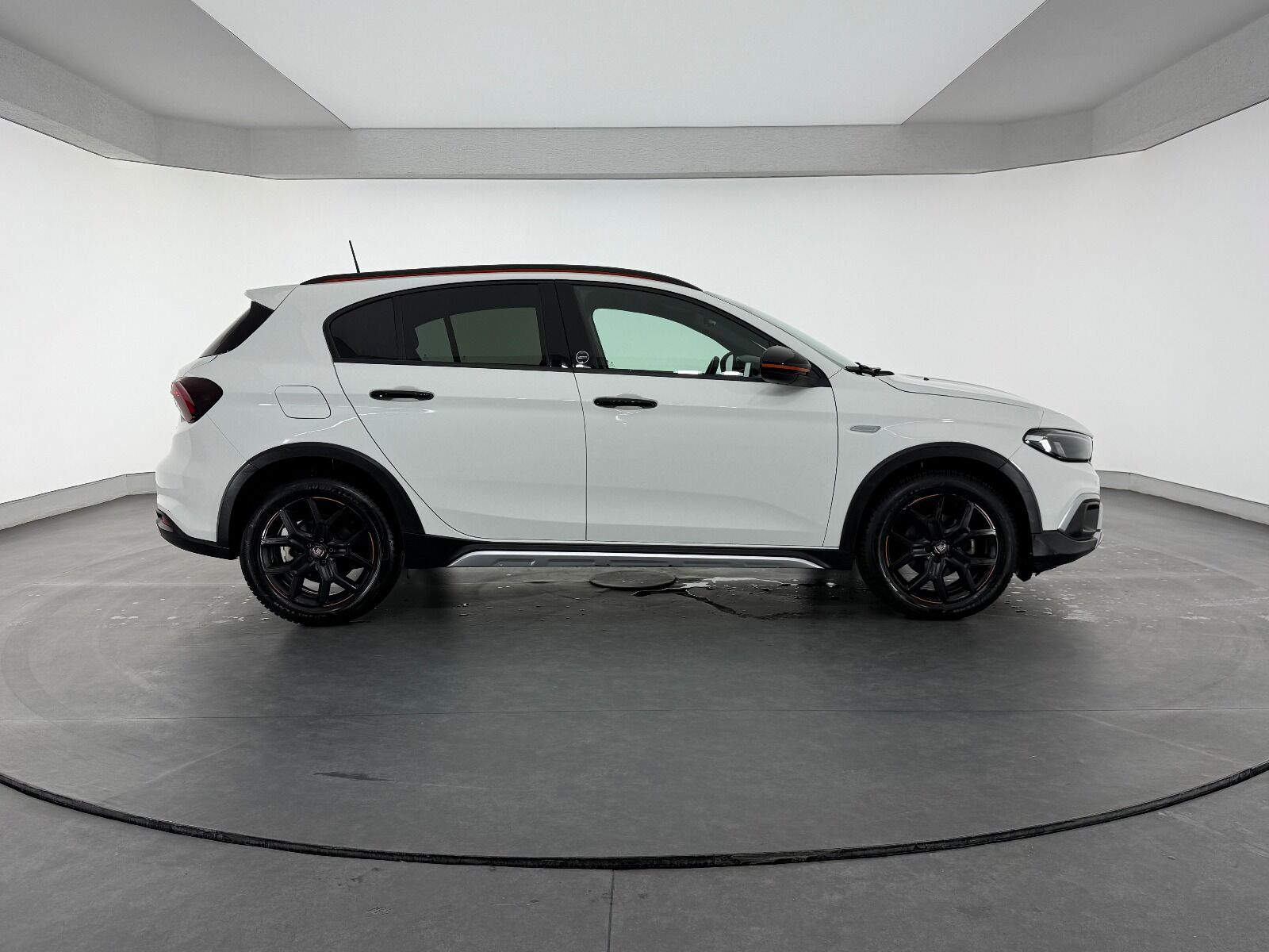 Fiat Egea Cross 1.6 MultiJet Limited GSR DCT TRCN+ - 2025 - Detay