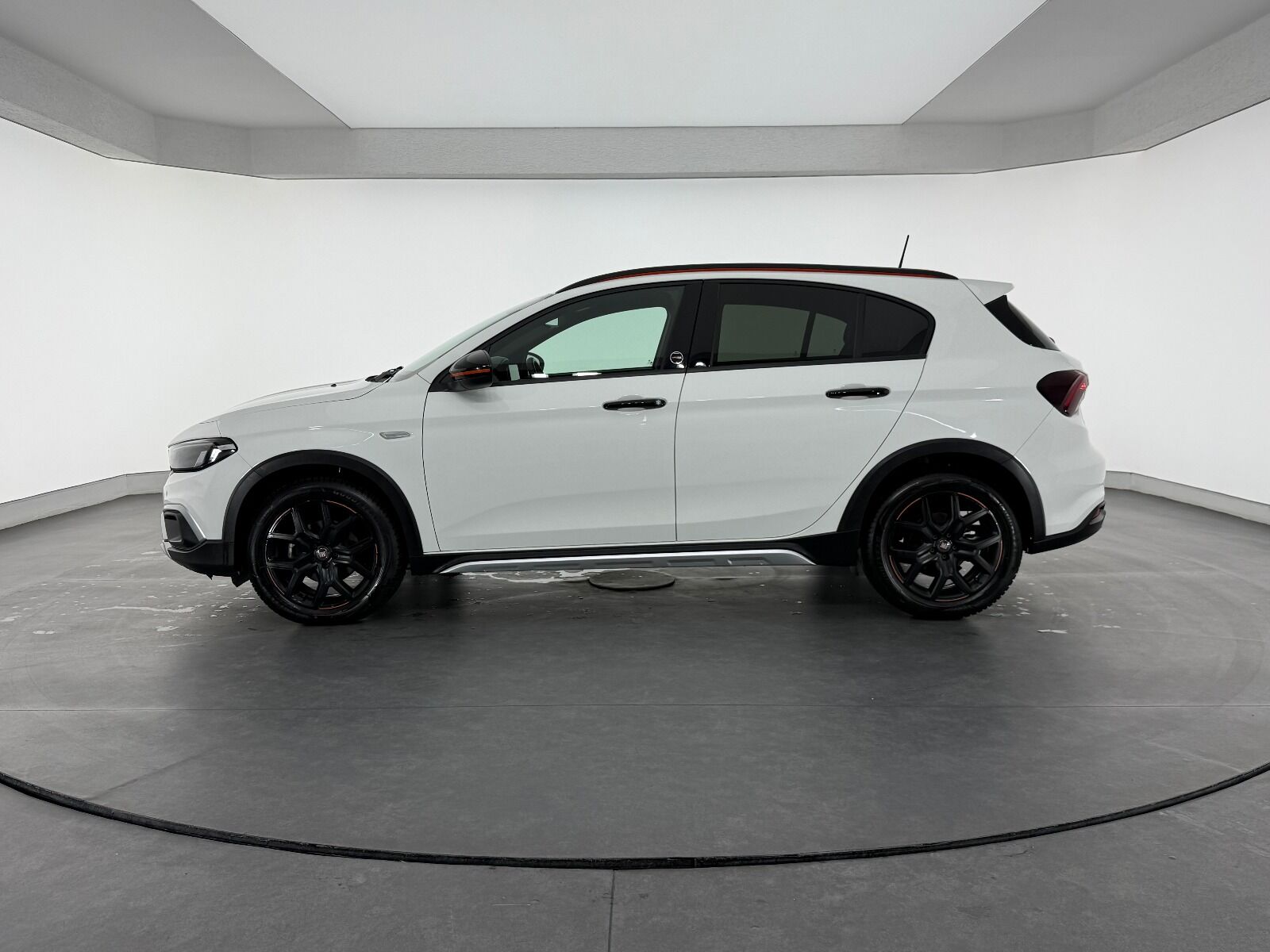 Fiat Egea Cross 1.6 MultiJet Limited GSR DCT TRCN+ - 2025 - Detay