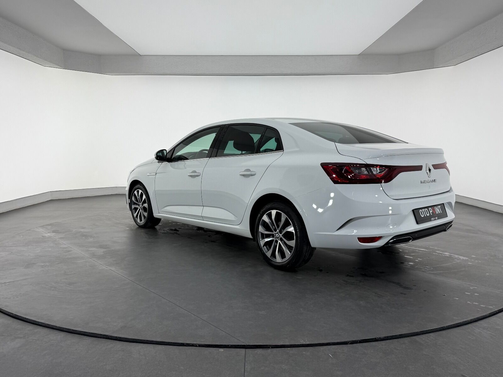 Renault Megane Sedan 1.3 TCe Icon EDC - 2025 - Detay