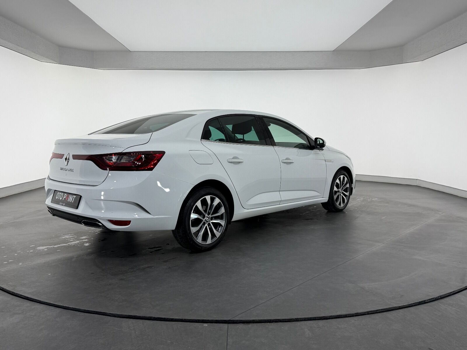 Renault Megane Sedan 1.3 TCe Icon EDC - 2025 - Detay