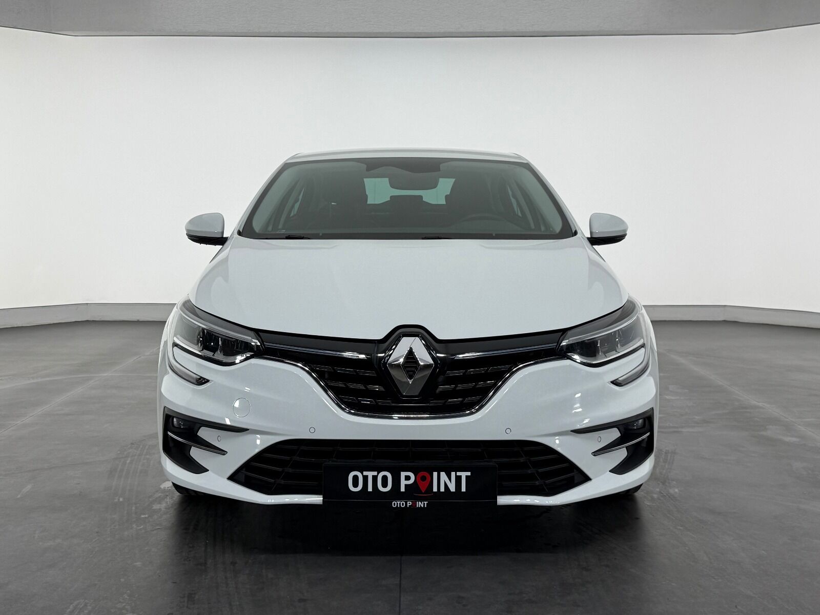Renault Megane Sedan 1.3 TCe Icon EDC - 2025