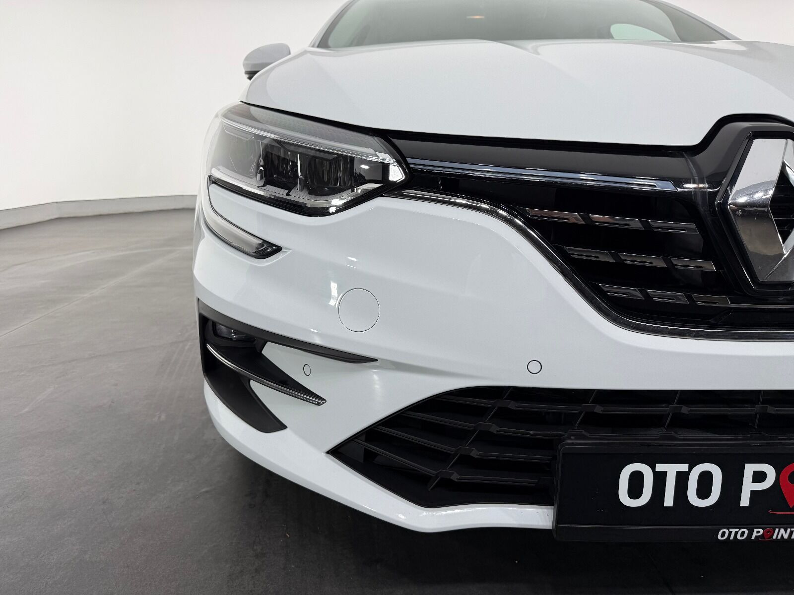 Renault Megane Sedan 1.3 TCe Icon EDC - 2025 - Detay
