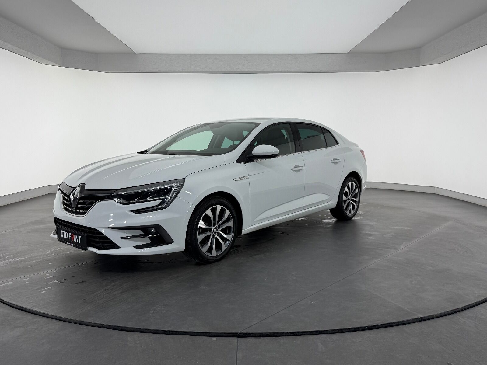Renault Megane Sedan 1.3 TCe Icon EDC - 2025 - Detay