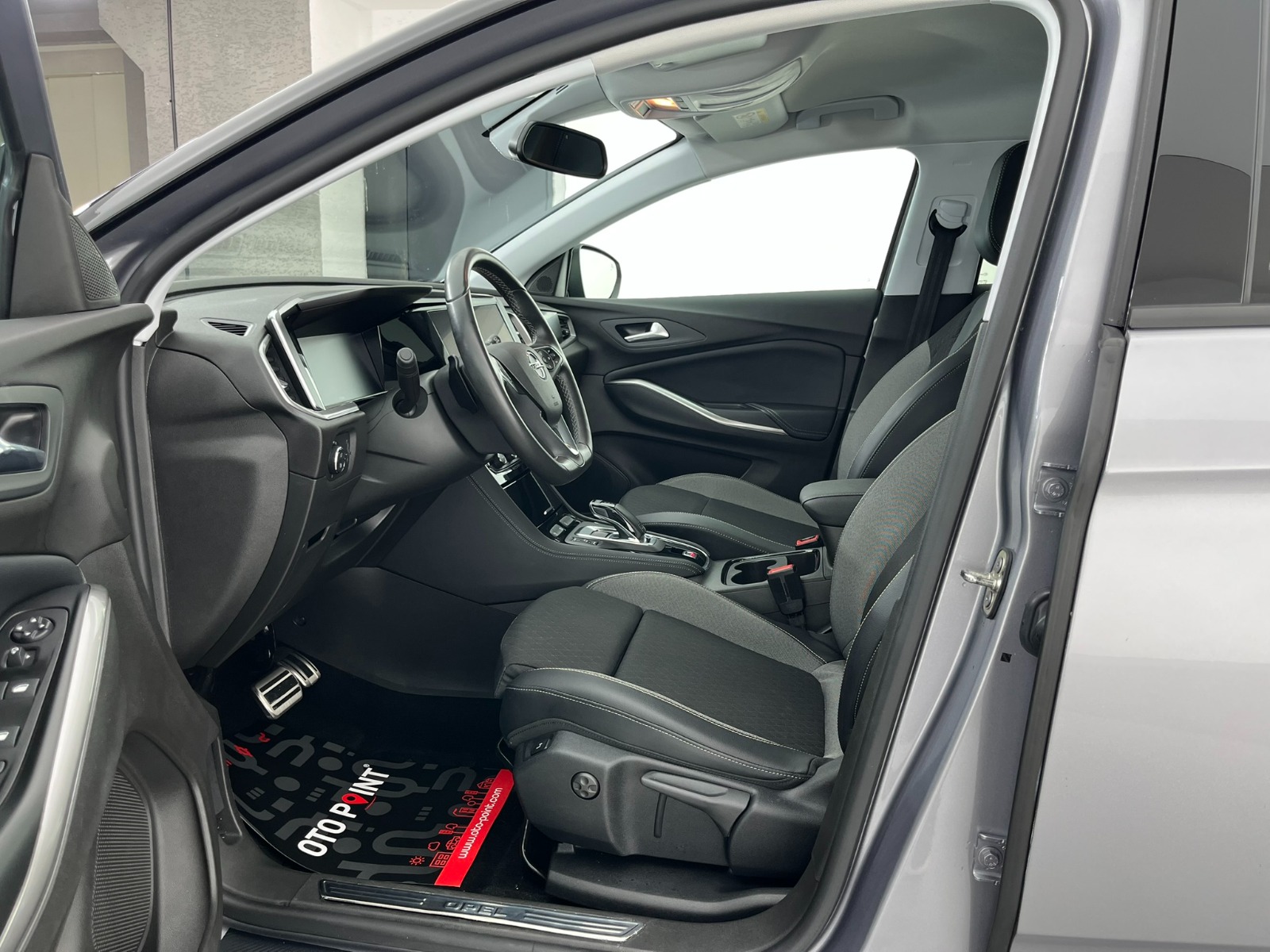 Opel Grandland SUV 1.2 Turbo Elegance Otomatik - 2022 - Detay