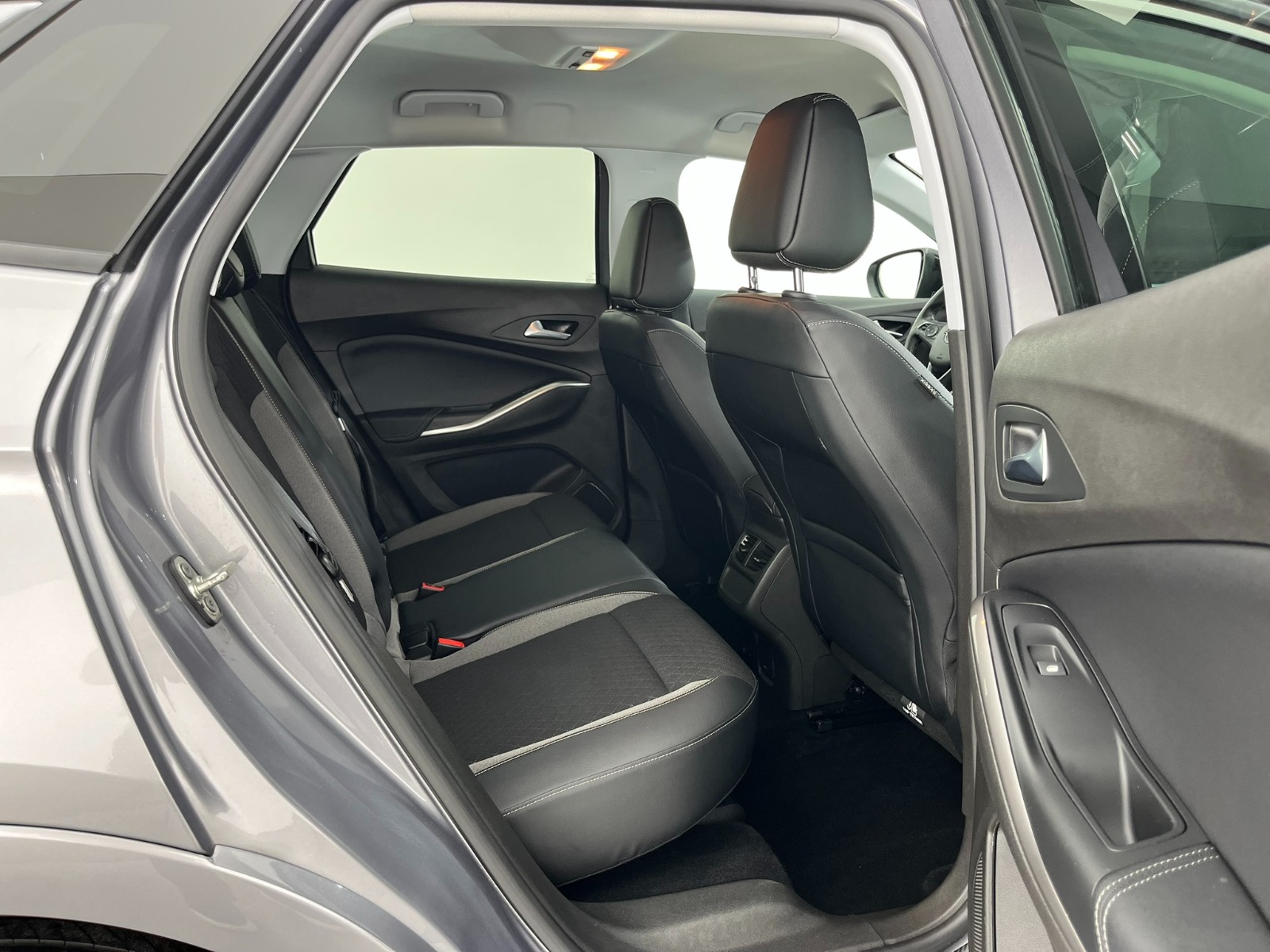 Opel Grandland SUV 1.2 Turbo Elegance Otomatik - 2022 - Detay