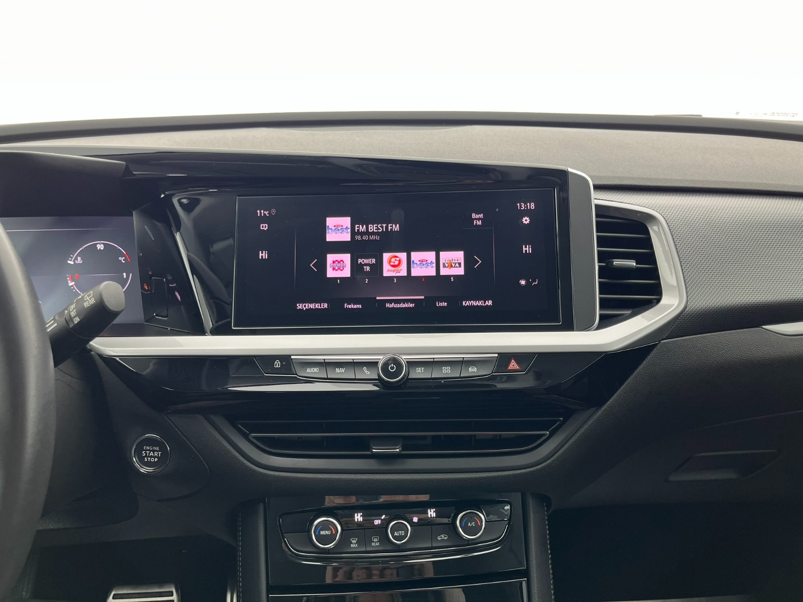 Opel Grandland SUV 1.2 Turbo Elegance Otomatik - 2022 - Detay