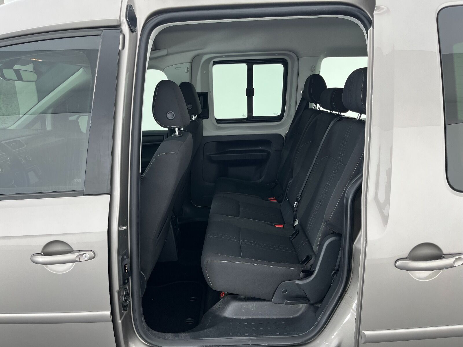 Volkswagen Caddy Combi 2.0 TDI SCR BMT Alltrack DSG - 2017 - Detay