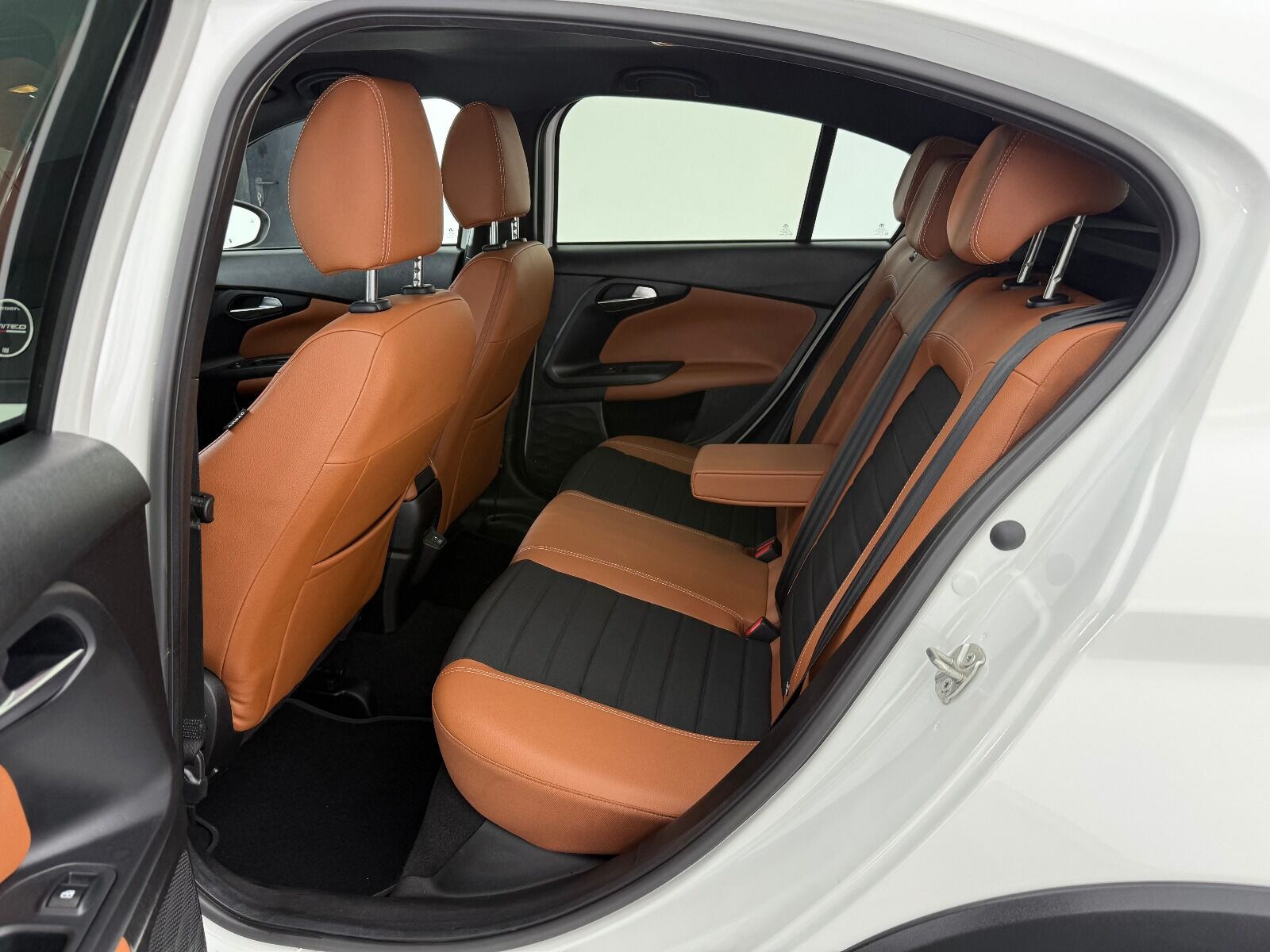 Fiat Egea Cross 1.6 MultiJet Limited GSR DCT TRCN+ - 2026 - Detay
