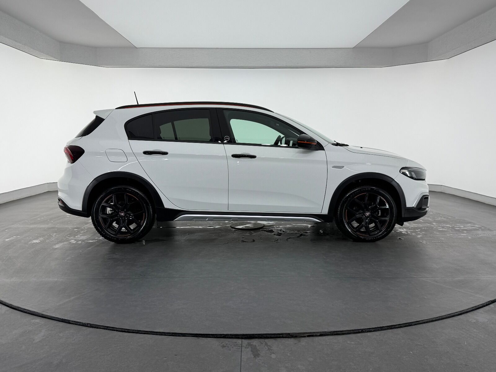 Fiat Egea Cross 1.6 MultiJet Limited GSR DCT TRCN+ - 2026 - Detay