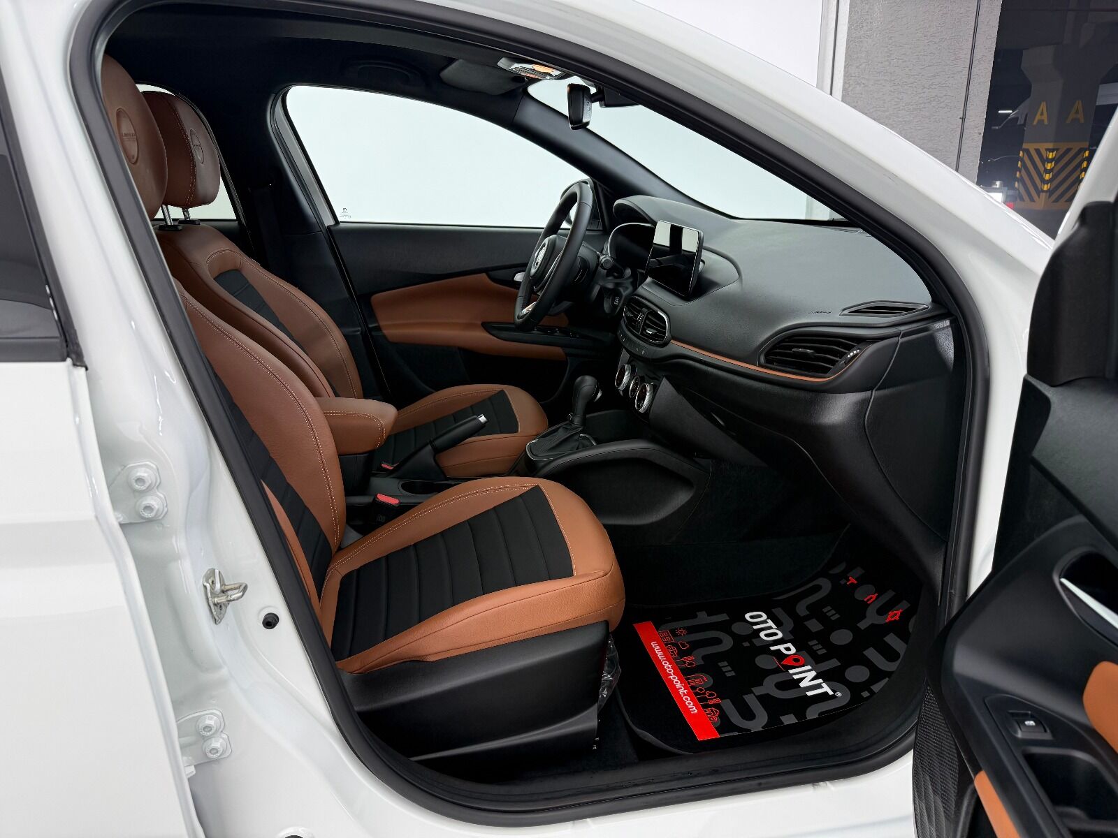Fiat Egea Cross 1.6 MultiJet Limited GSR DCT TRCN+ - 2026 - Detay
