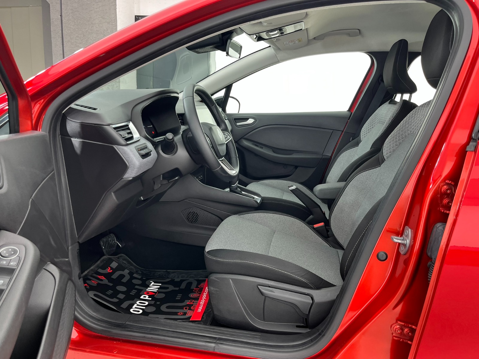 Renault Clio Hatchback 1.0 TCe Evolution X-Tronic - 2024 - Detay