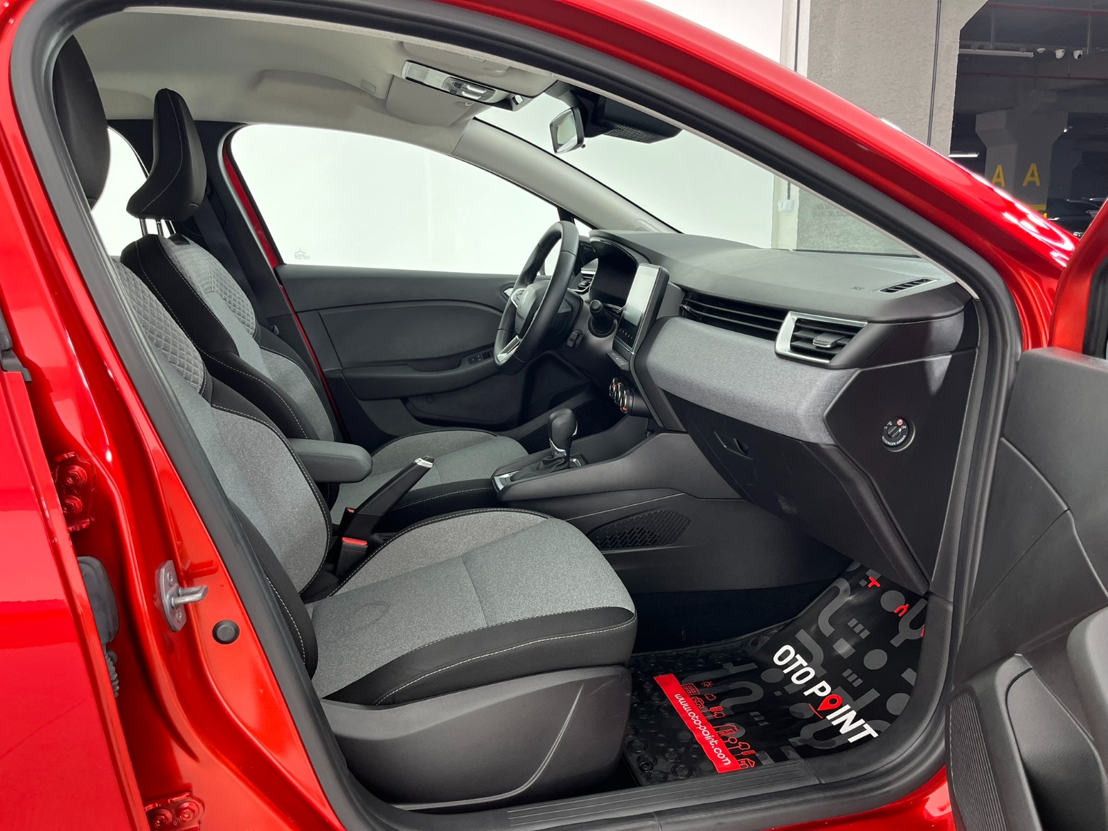 Renault Clio Hatchback 1.0 TCe Evolution X-Tronic - 2024 - Detay