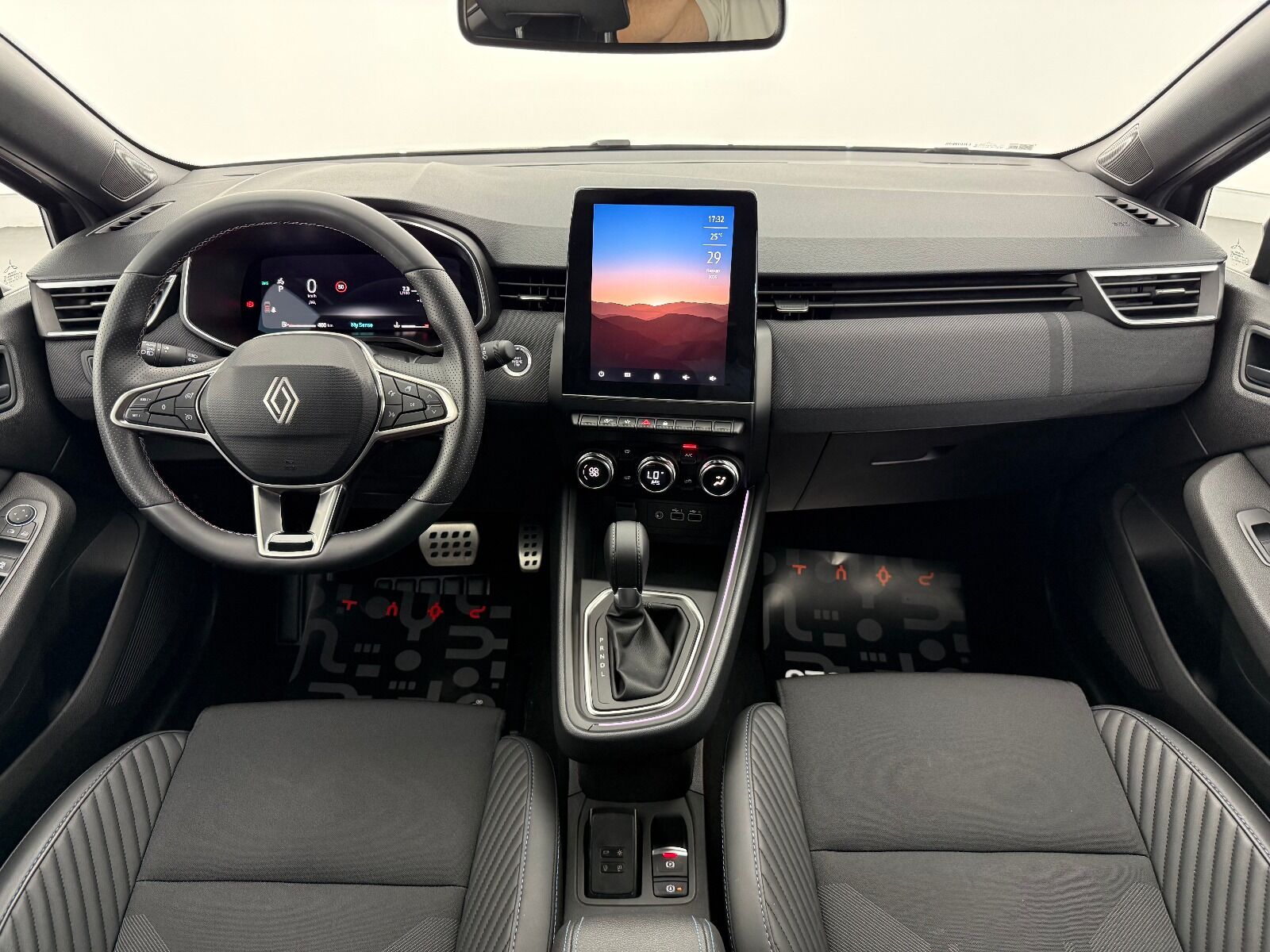 Renault Clio 1.0 TCE Techno Esprit Alpine X-Tronic - 2025 - Detay