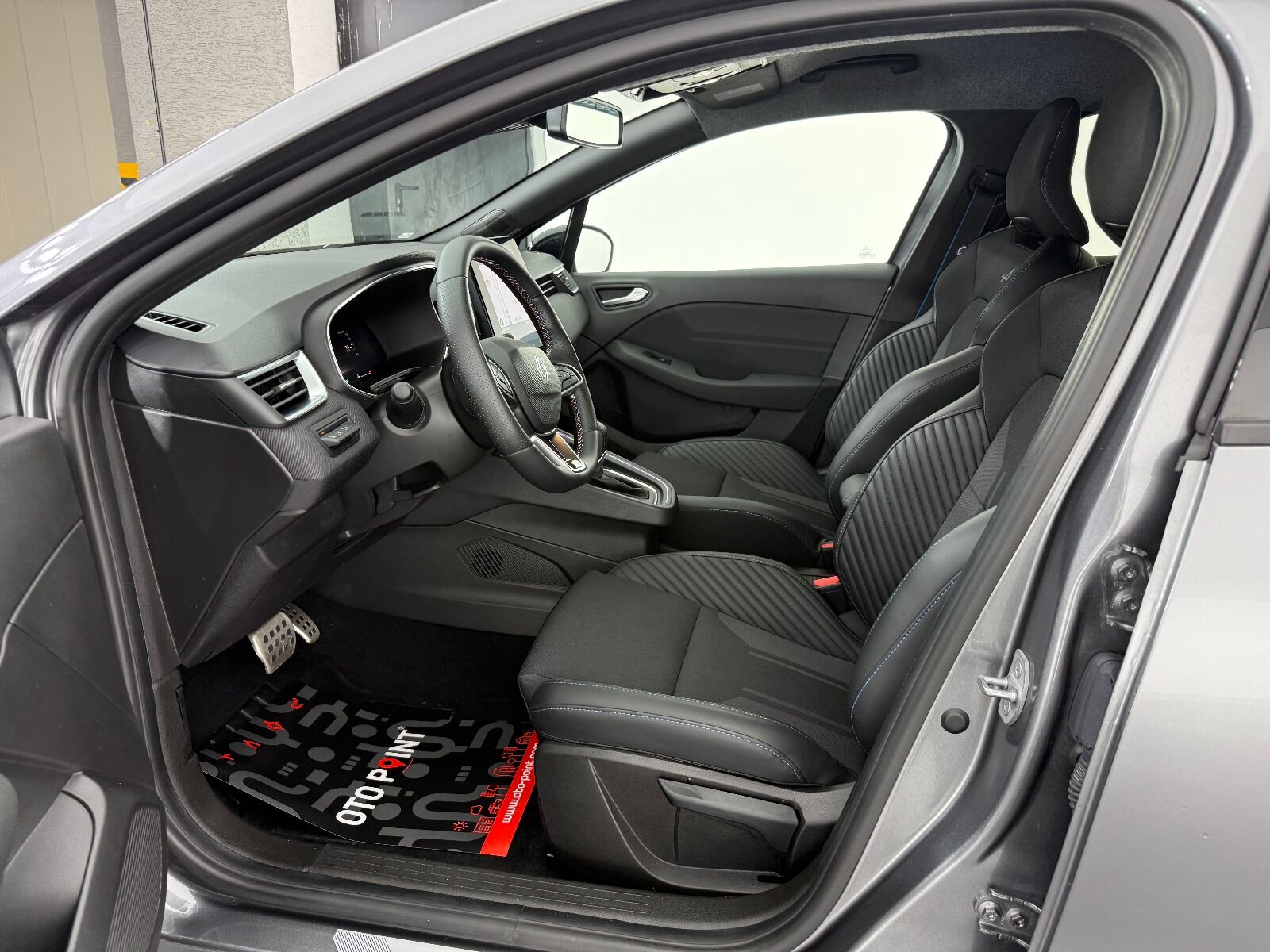 Renault Clio 1.0 TCE Techno Esprit Alpine X-Tronic - 2025 - Detay