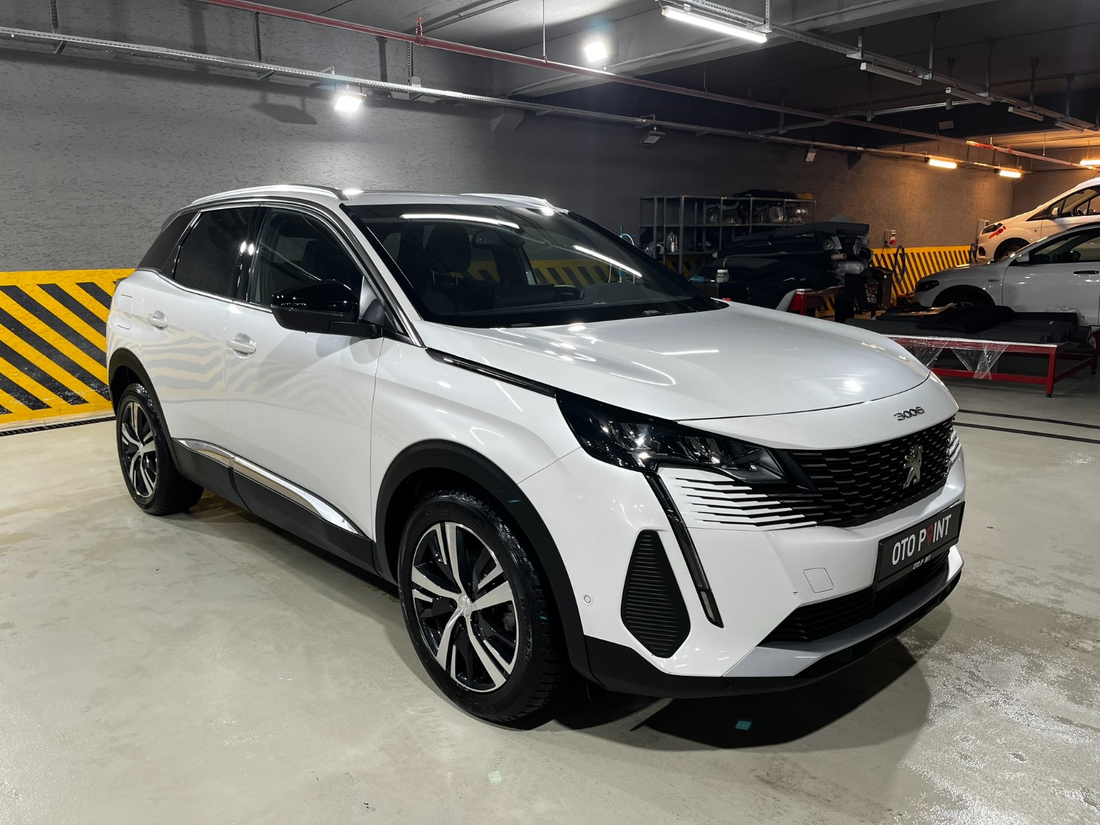 Peugeot 3008 Crossover 1.5 BlueHDI Allure EAT8 - 2024