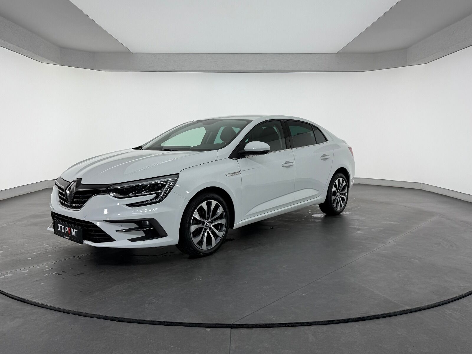 Renault Megane Sedan 1.3 TCe Icon EDC - 2025 - Detay