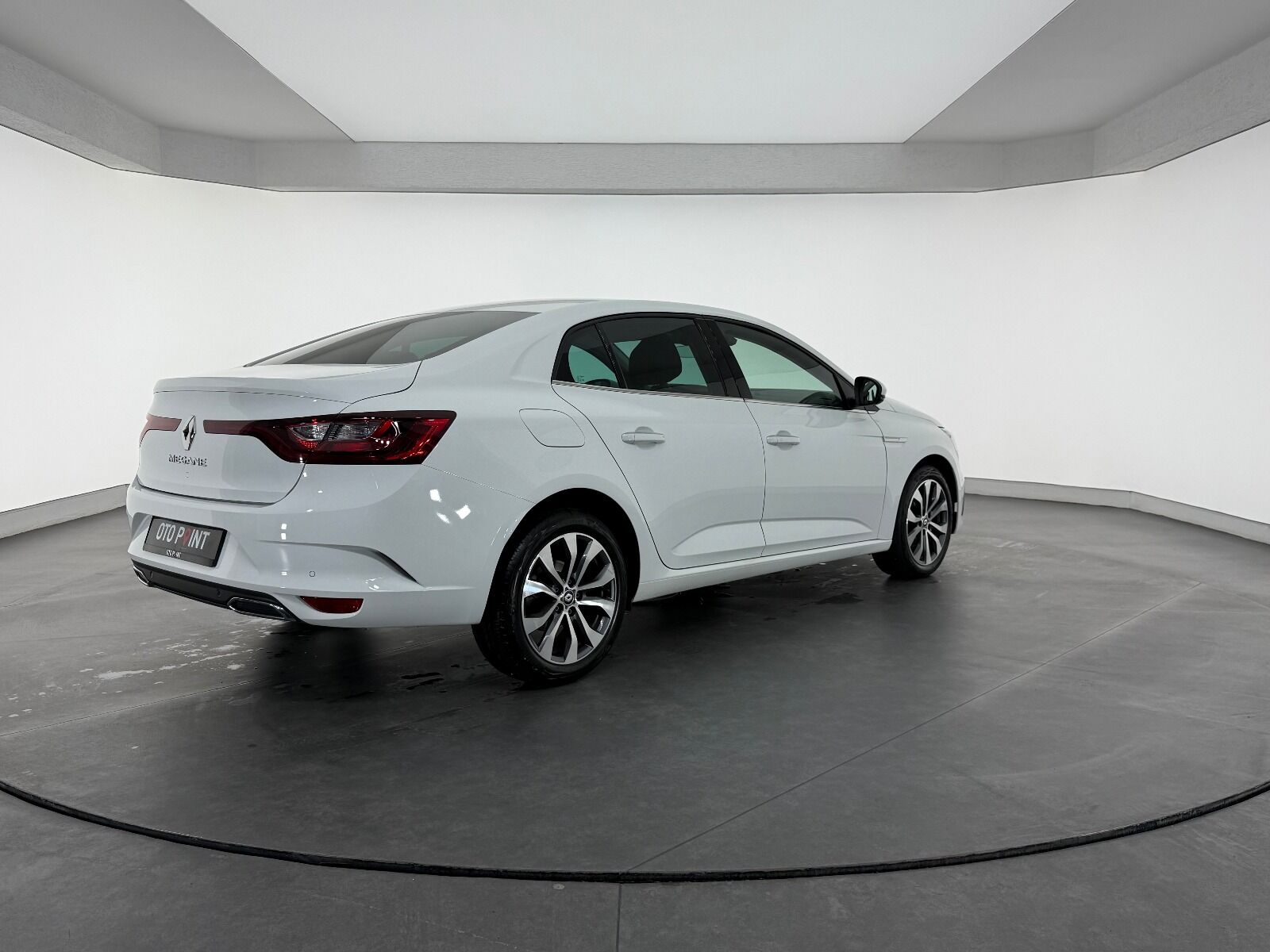 Renault Megane Sedan 1.3 TCe Icon EDC - 2025 - Detay