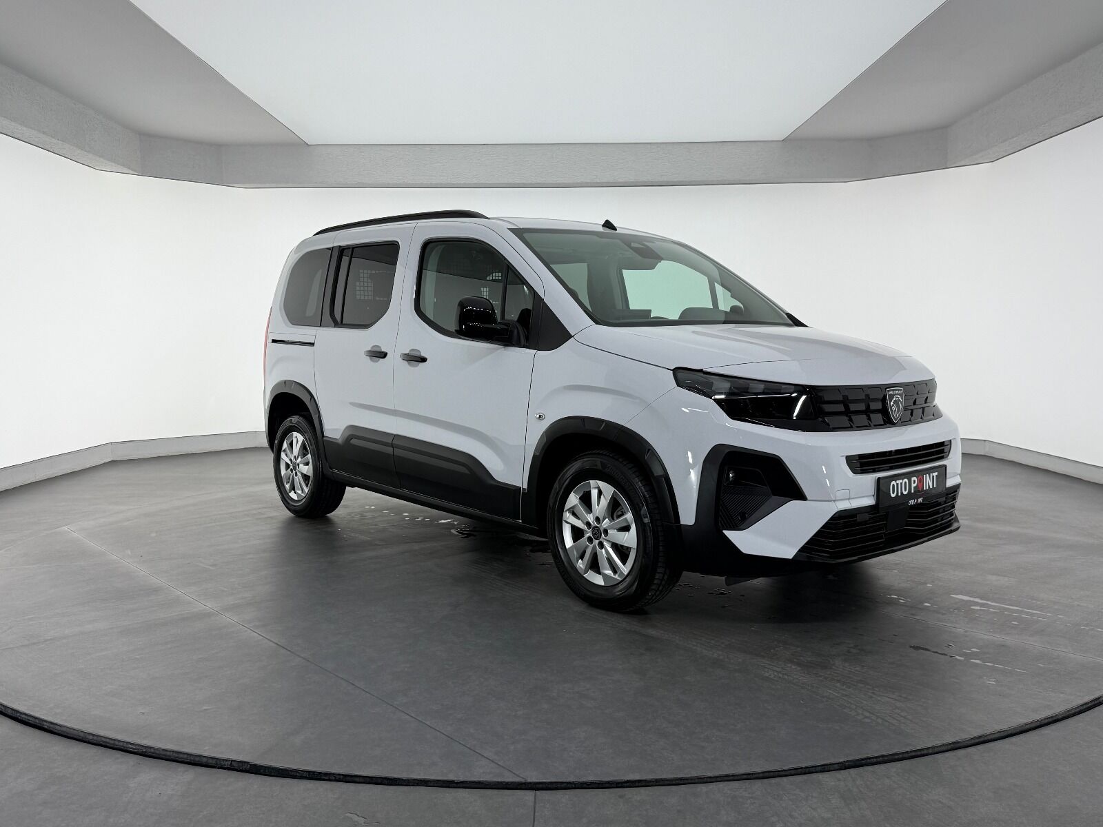 Peugeot Rifter 1.5 BlueHDI Allure EAT8 - 2026 - Detay