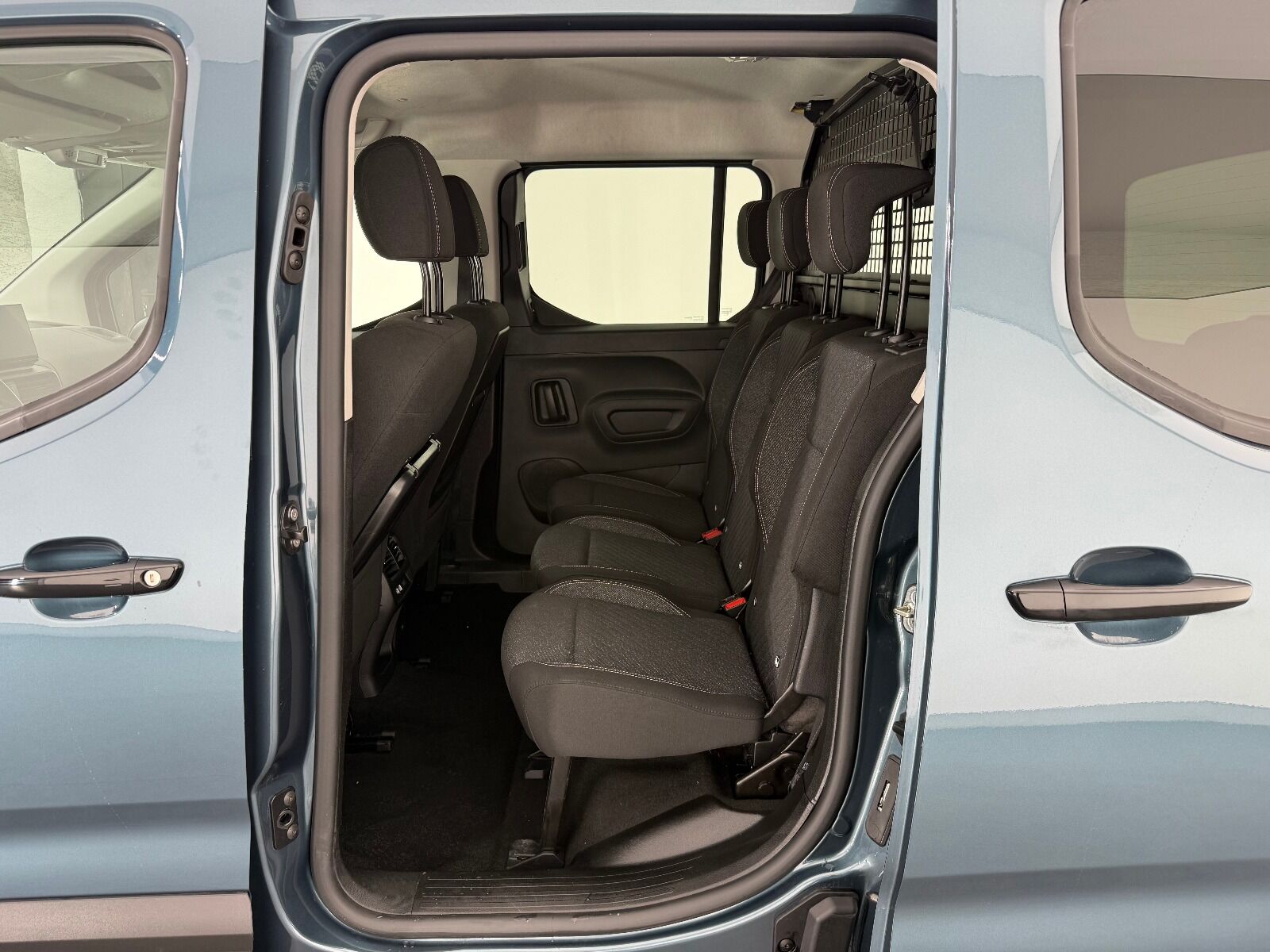 Peugeot Rifter 1.5 BlueHDI Allure EAT8 - 2026 - Detay