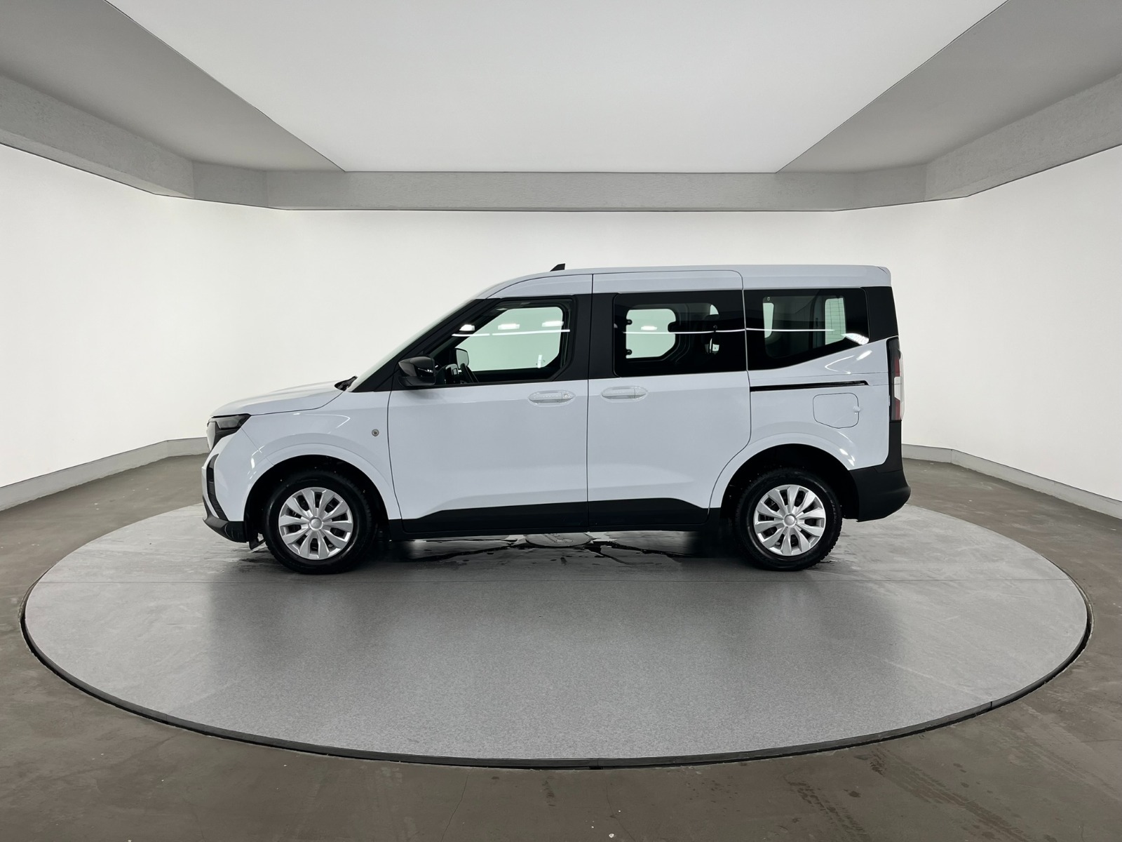 Ford Tourneo Courier Kombi 1.5 EcoBlue Deluxe - 2024 - Detay