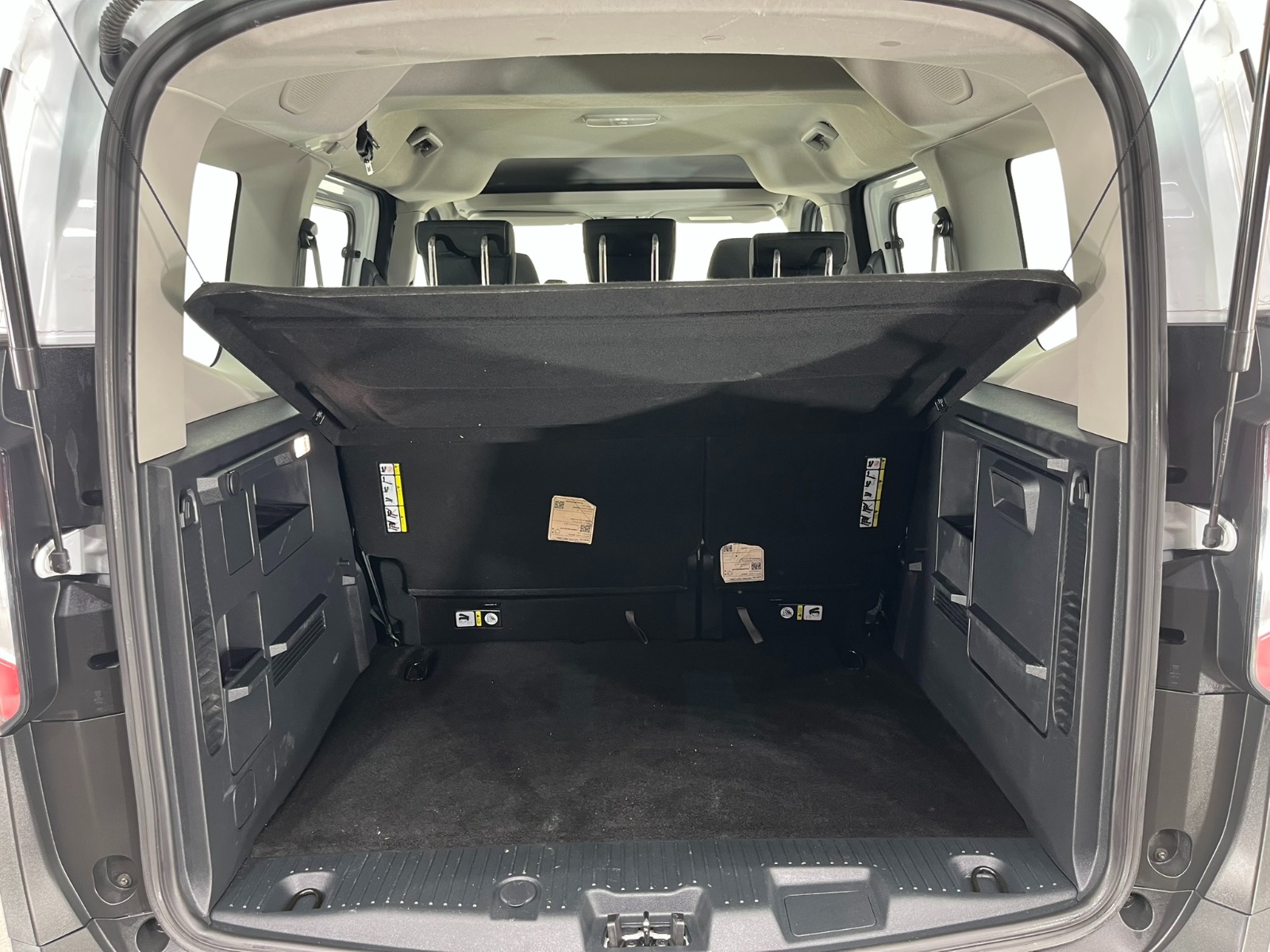 Ford Tourneo Courier Kombi 1.5 EcoBlue Deluxe - 2024 - Detay