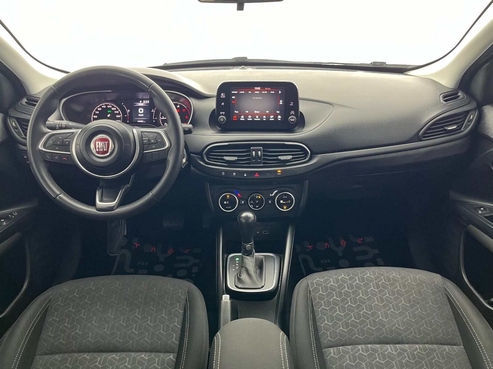 Fiat Egea Cross 1.6 MultiJet Urban DCT - 2023 - Detay