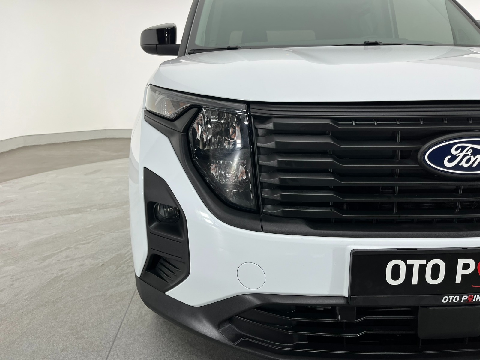 Ford Tourneo Courier Kombi 1.5 EcoBlue Deluxe - 2025 - Detay