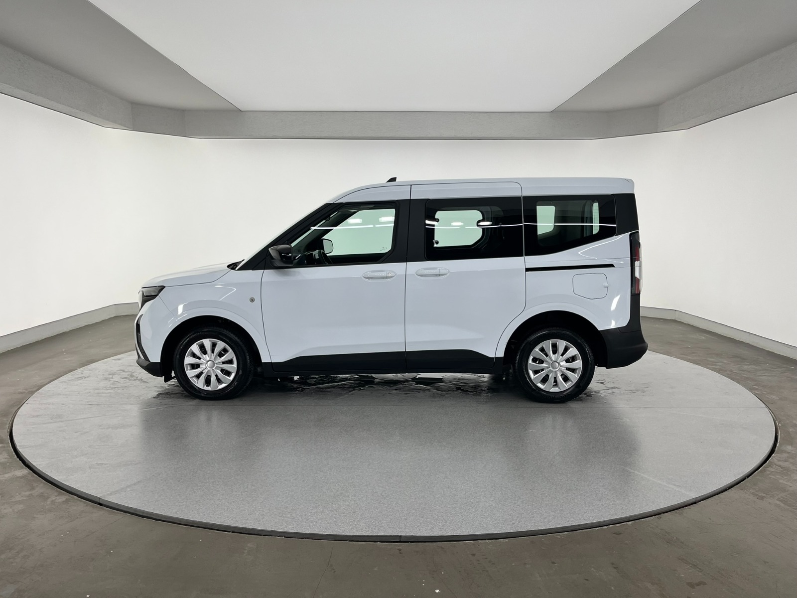 Ford Tourneo Courier Kombi 1.5 EcoBlue Deluxe - 2024 - Detay