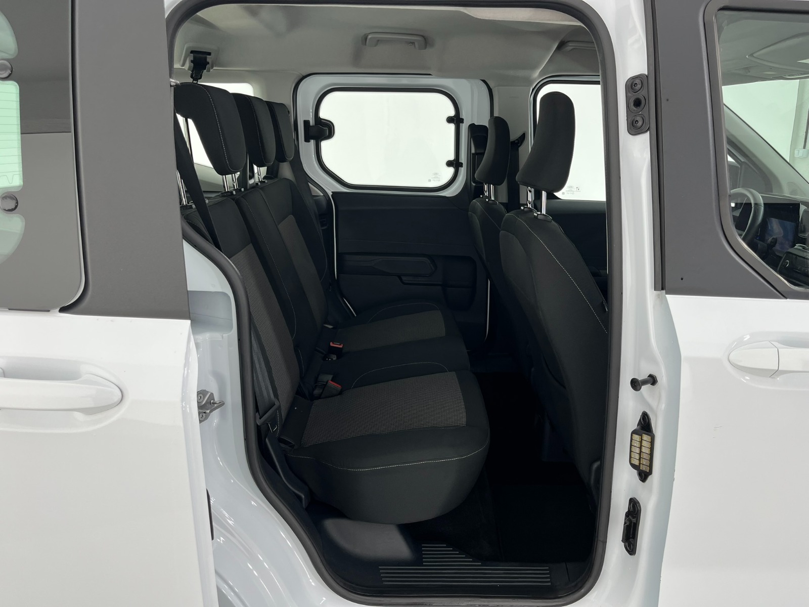 Ford Tourneo Courier Kombi 1.5 EcoBlue Deluxe - 2024 - Detay