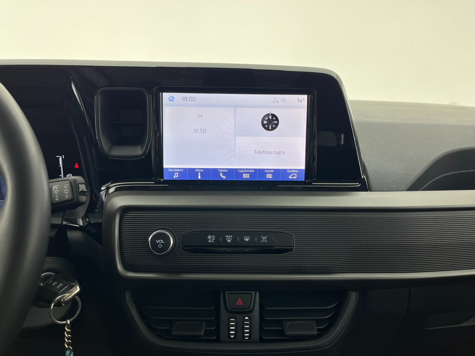 Ford Tourneo Courier Kombi 1.5 EcoBlue Deluxe - 2024 - Detay