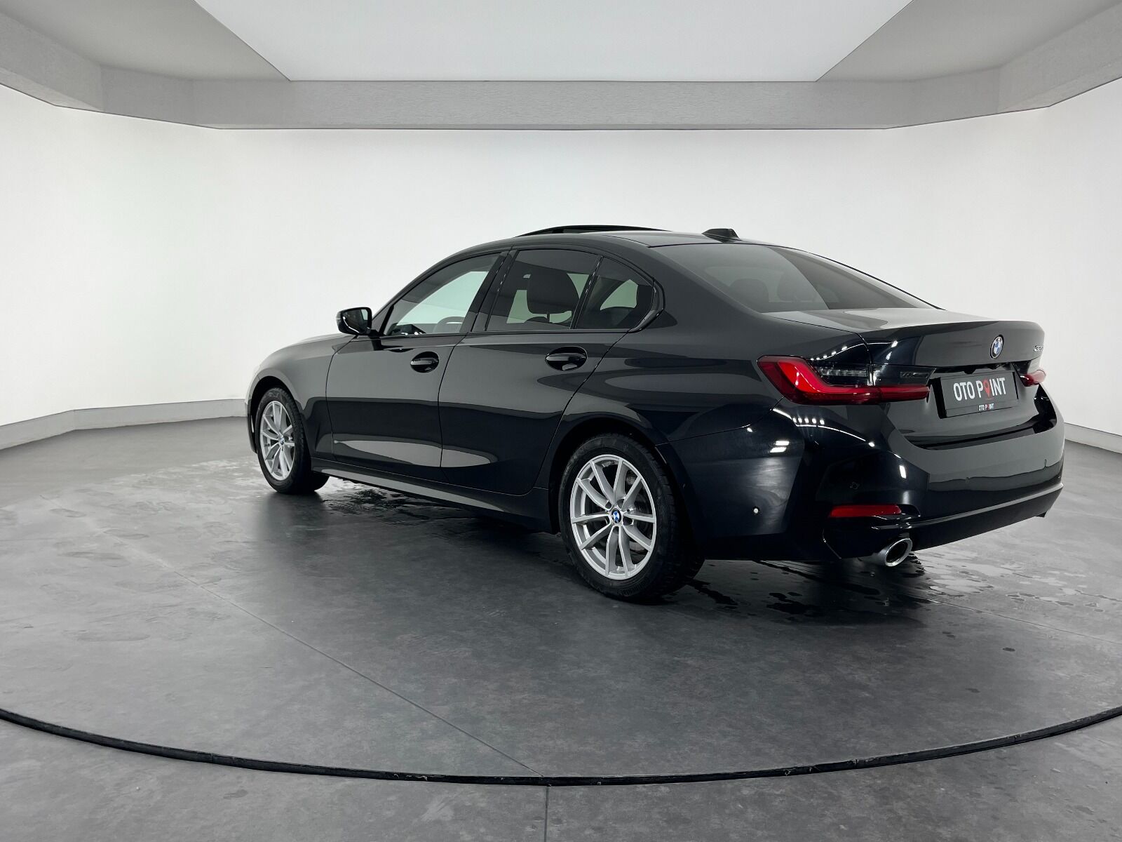 BMW 3 Serisi 320i Sport Line - 2025 - Detay