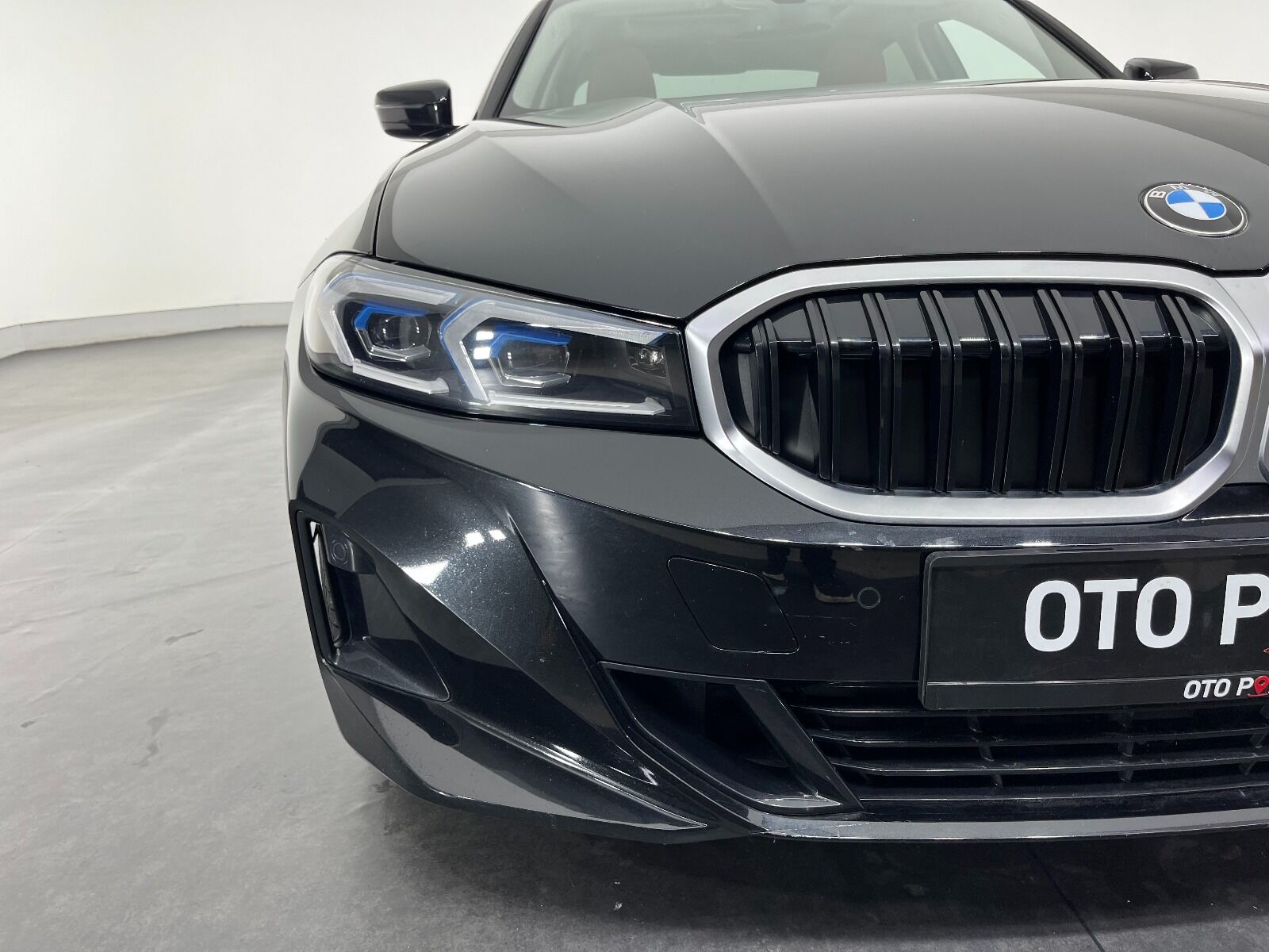 BMW 3 Serisi 320i Sport Line - 2025 - Detay