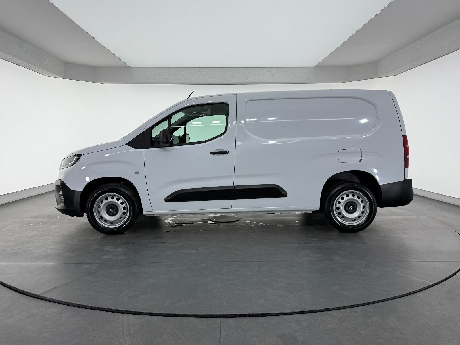 Fiat Doblo Cargo 1.5 BlueHDİ Maxi - 2025 - Detay