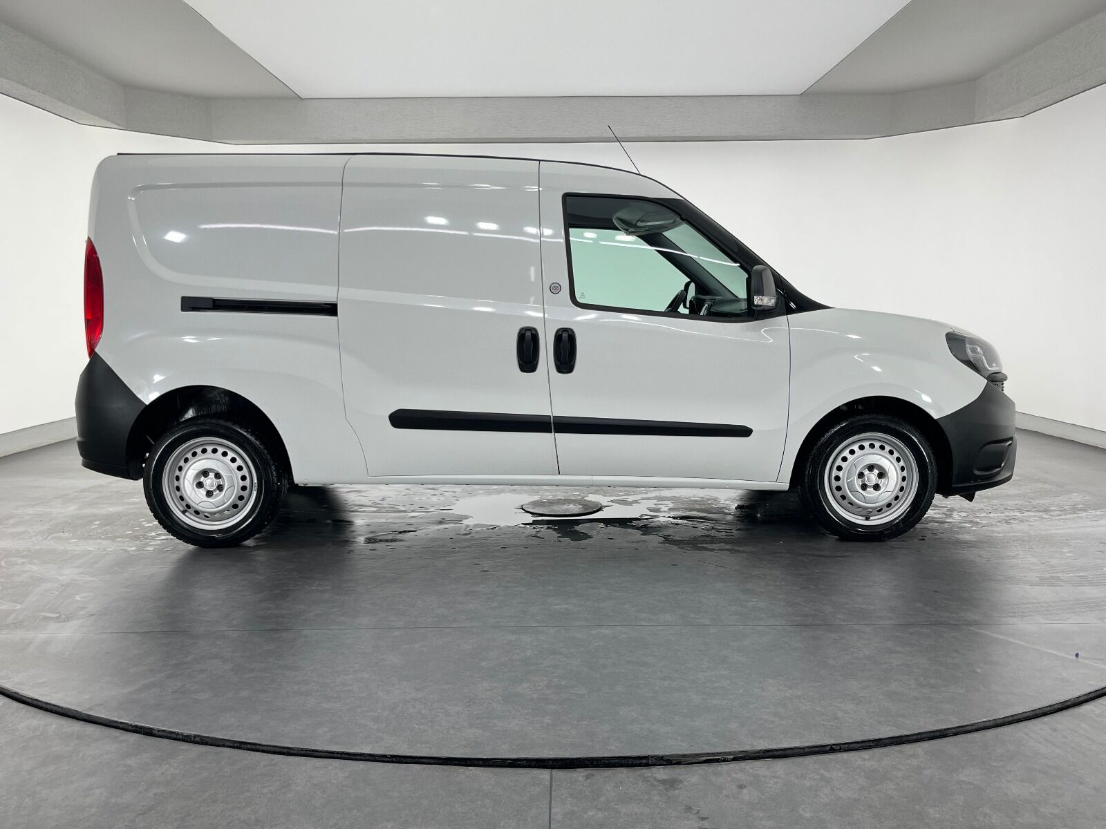 Fiat Doblo Cargo 1.6 MultiJet Maxi - 2023 - Detay
