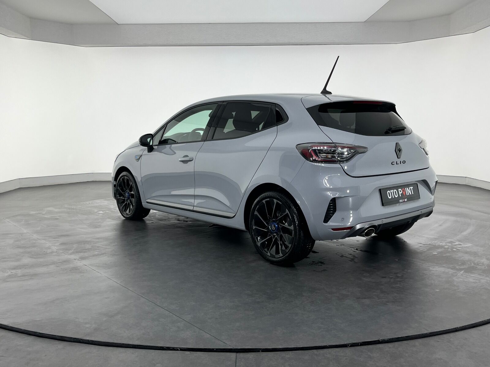 Renault Clio 1.0 TCE Techno Esprit Alpine X-Tronic - 2025 - Detay