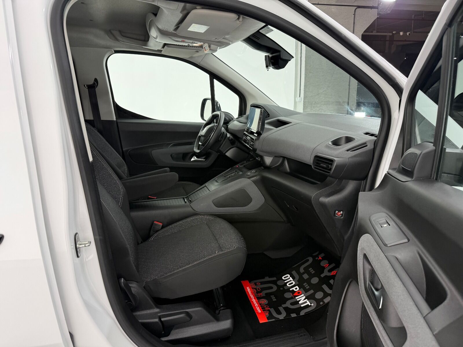 Peugeot Rifter 1.5 BlueHDI Allure EAT8 - 2025 - Detay