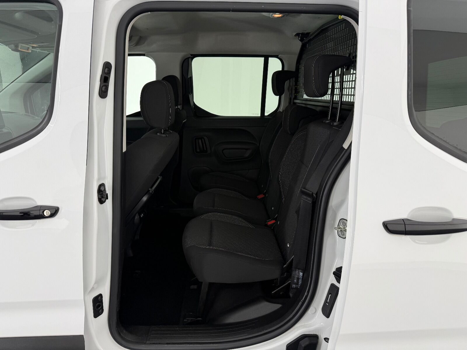 Peugeot Rifter 1.5 BlueHDI Allure EAT8 - 2025 - Detay