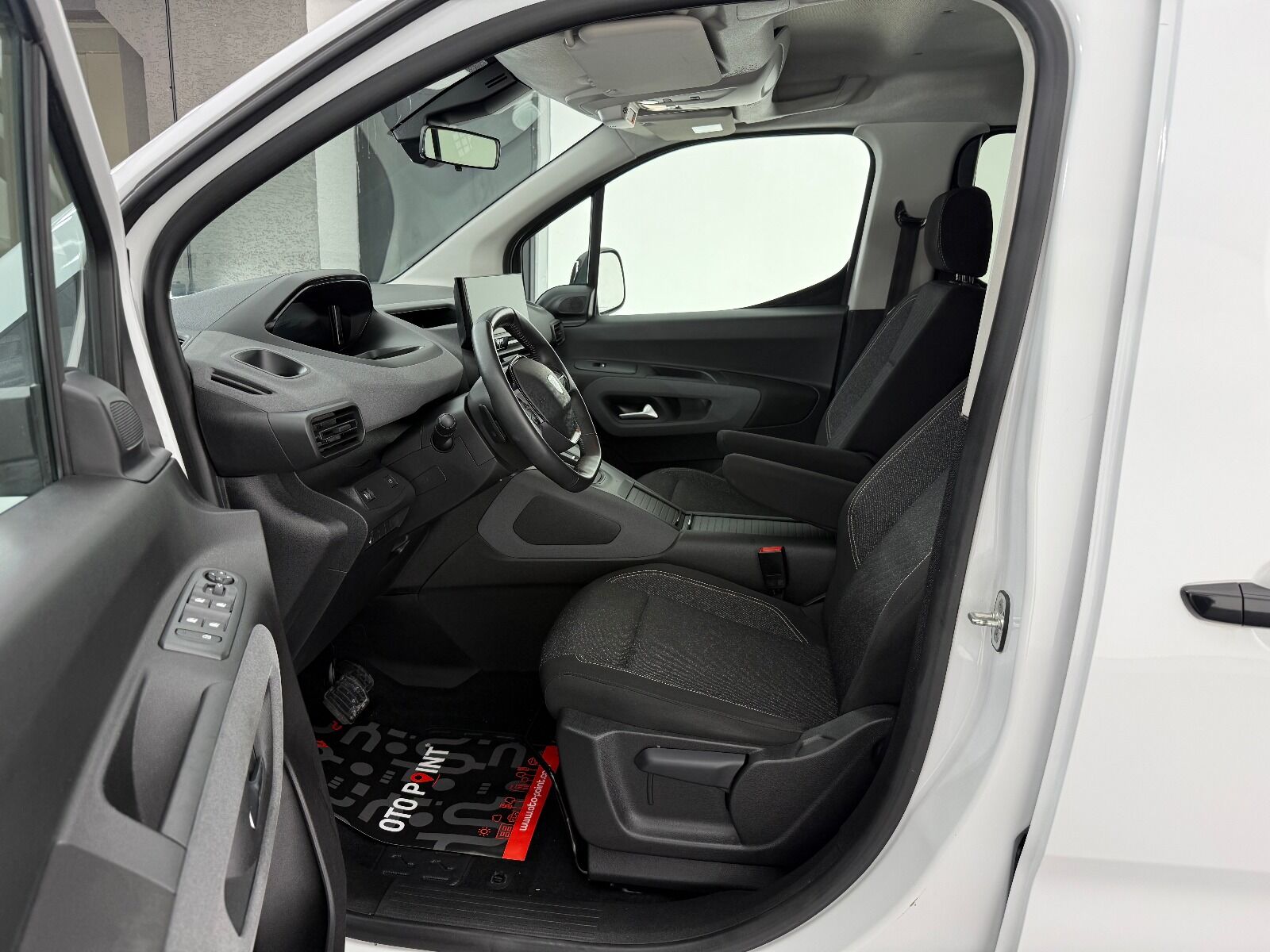 Peugeot Rifter 1.5 BlueHDI Allure EAT8 - 2025 - Detay