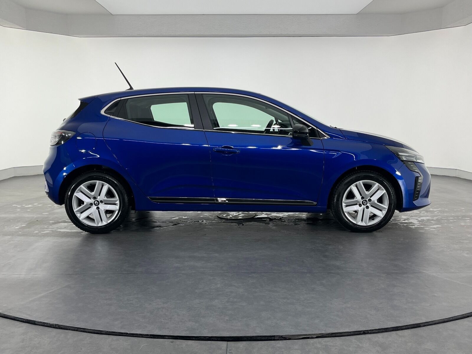 Renault Clio 1.0 TCE Evolution X-Tronic - 2025 - Detay