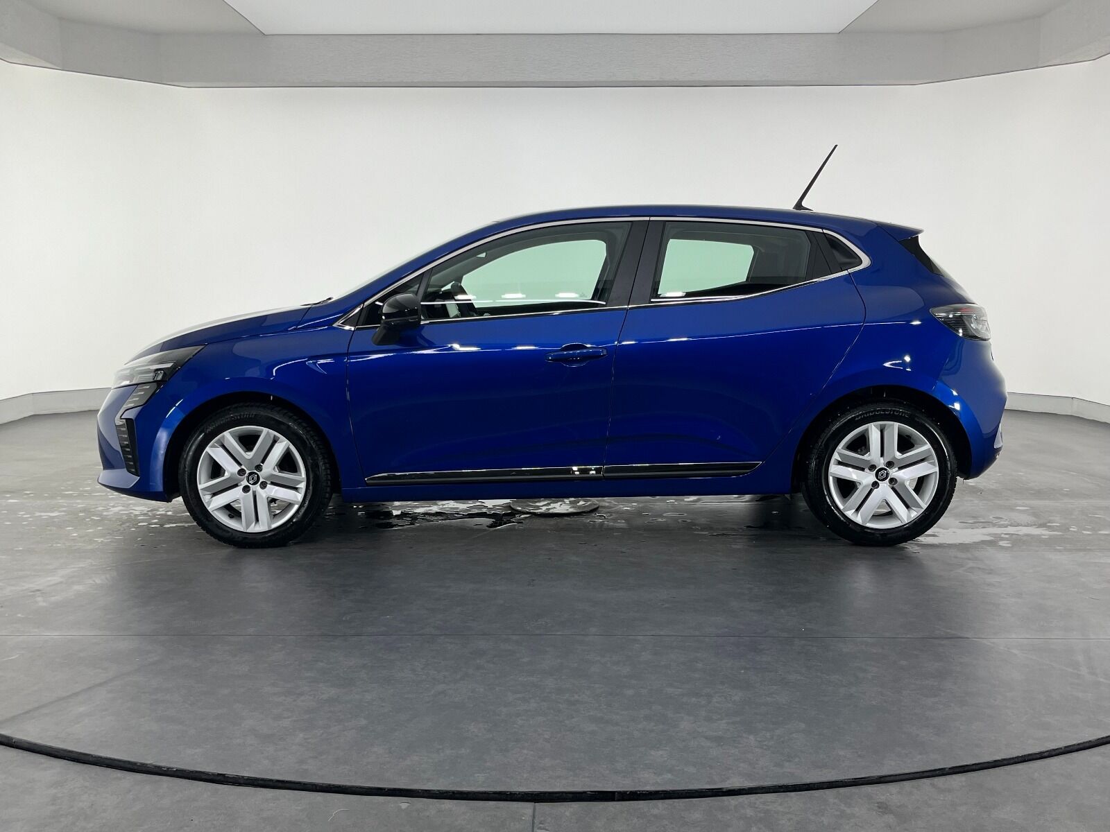 Renault Clio 1.0 TCE Evolution X-Tronic - 2025 - Detay