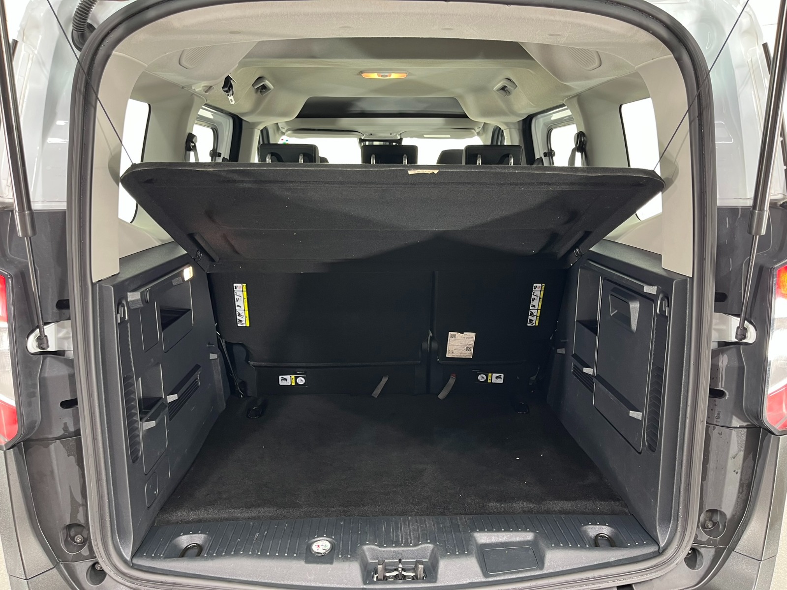 Ford Tourneo Courier Kombi 1.5 EcoBlue Deluxe - 2024 - Detay