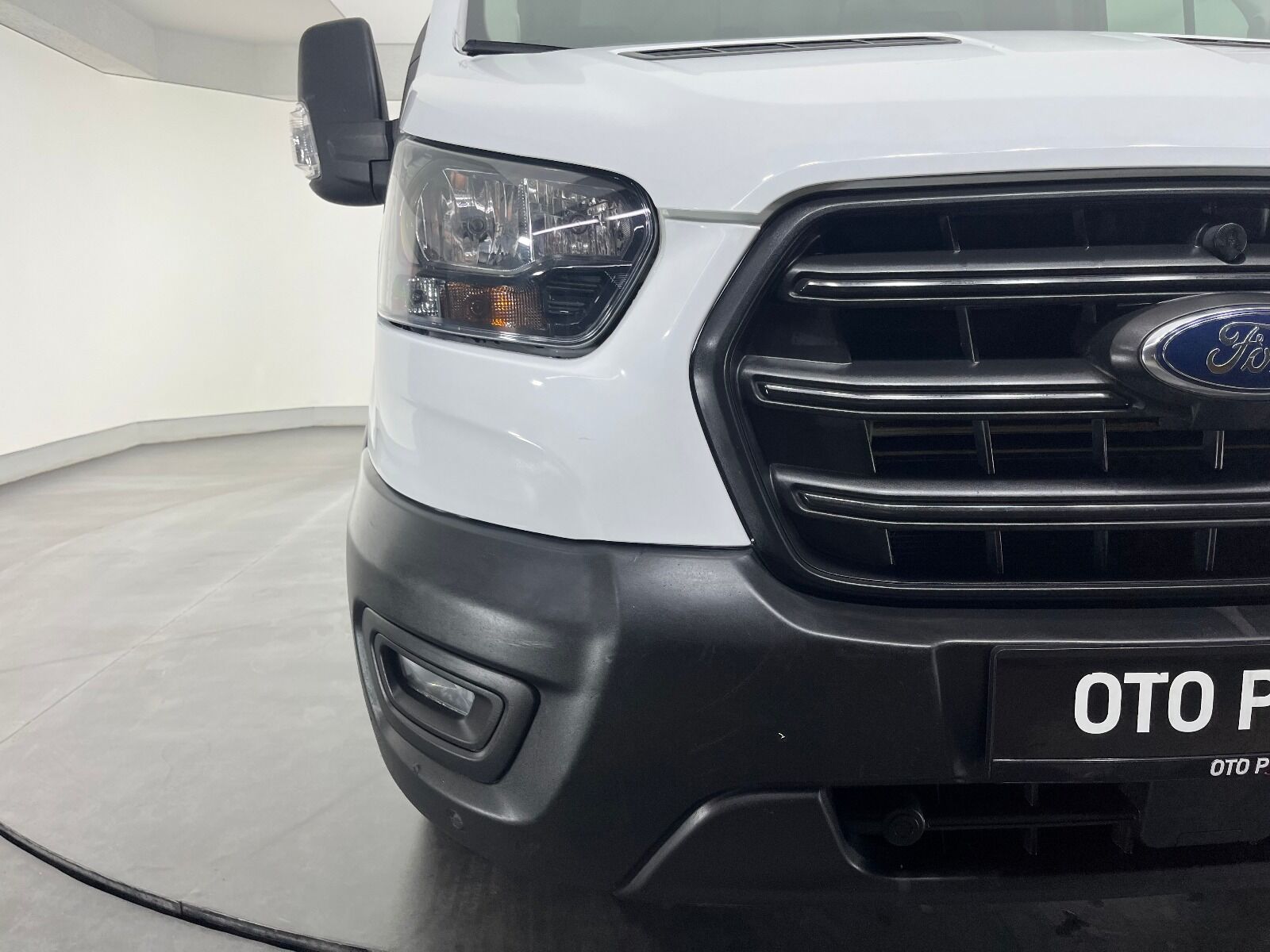 Ford Transit 350 E Van 15.1 M3 165 AT Trend - 2023 - Detay