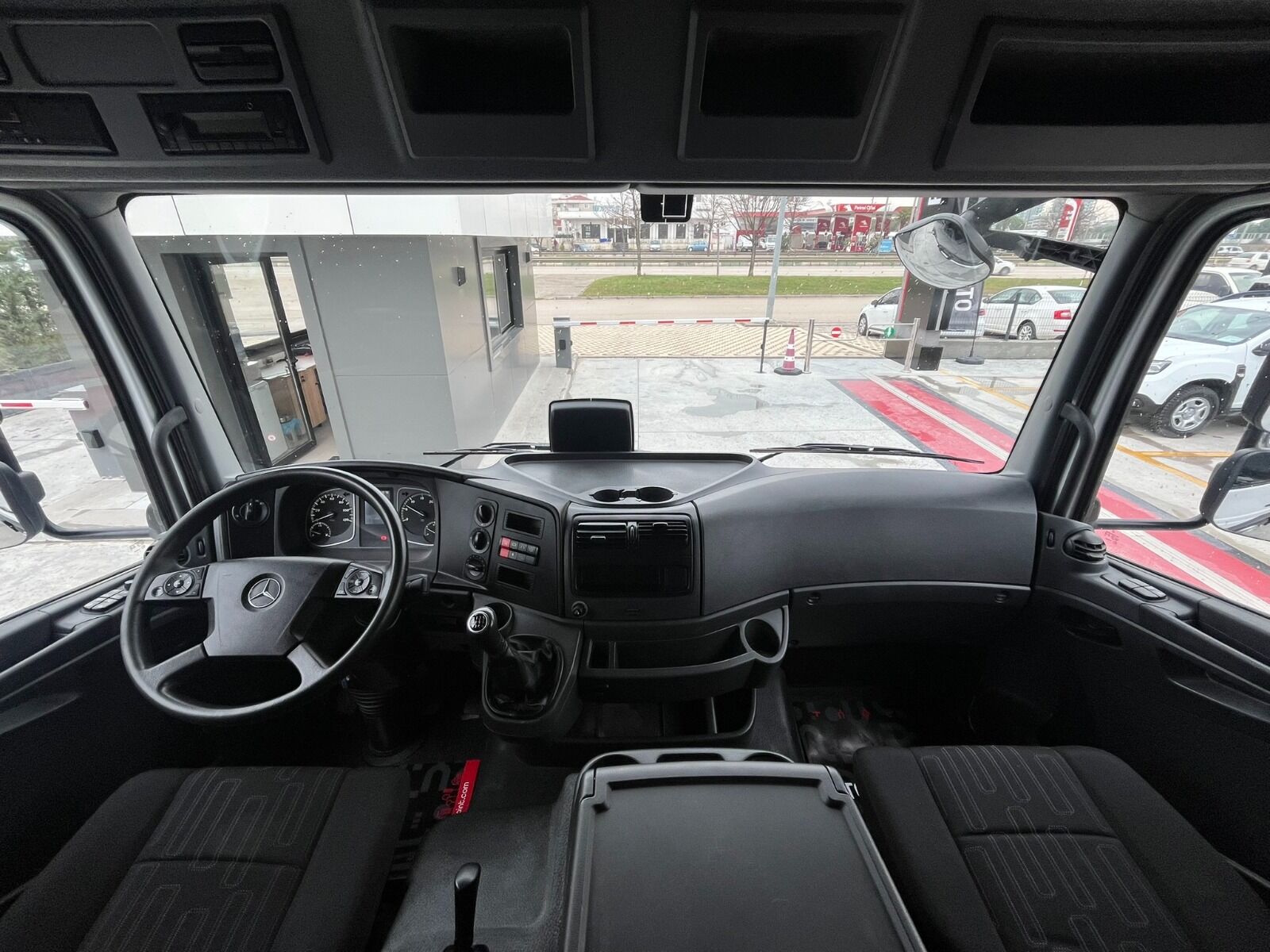 Mercedes-Benz Atego 1518 - 2021 - Detay