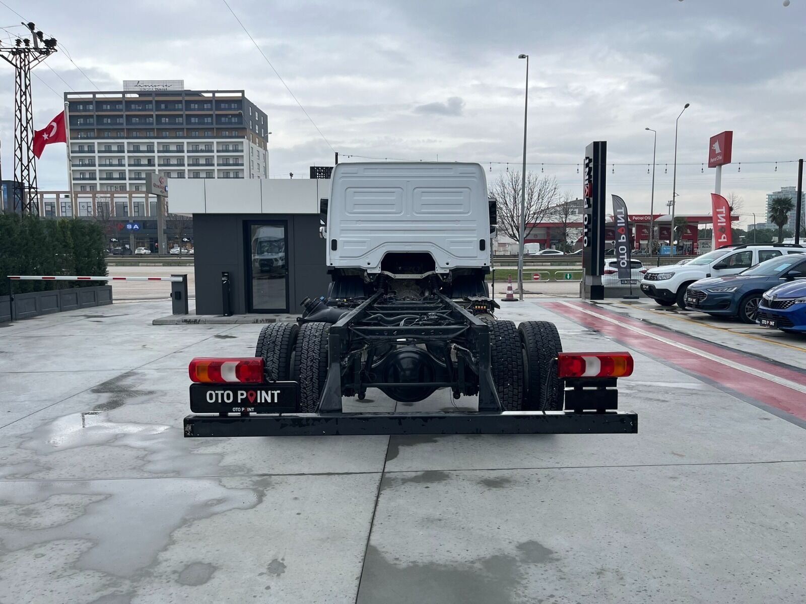 Mercedes-Benz Atego 1518 - 2021 - Detay